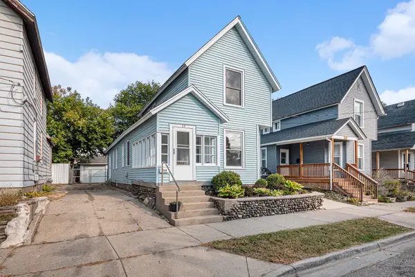 318 Hogadone Avenue Sw, Grand Rapids, MI 49504