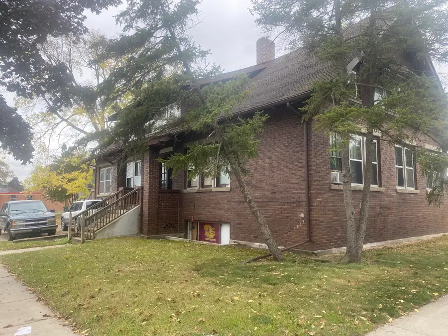 109 Illinois Street, Mount Pleasant, MI 48858 - Image #2