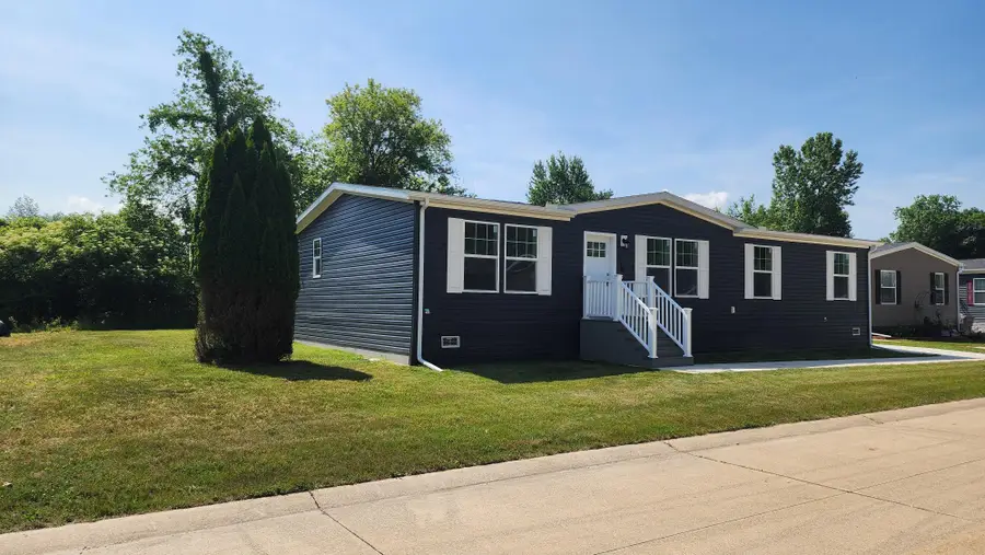 1176 Maple Leaf Court, Charlotte, MI 48813 - Image #3