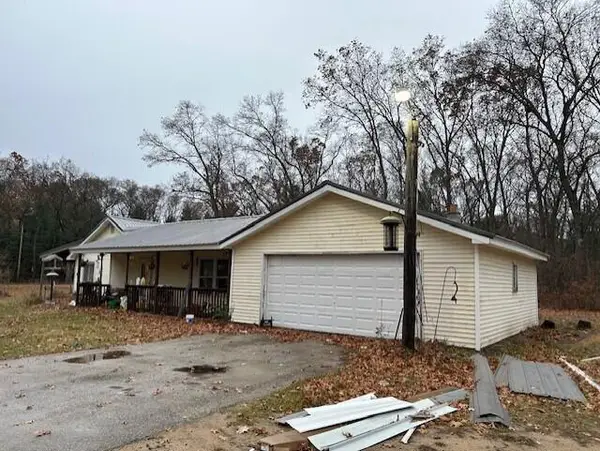 4176 E River Road, Twin Lake, MI 49457