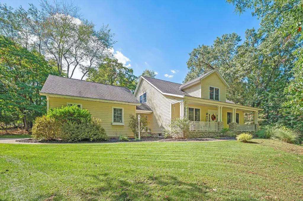 1860 High Meadow N, Niles, MI 49120 - Image #1
