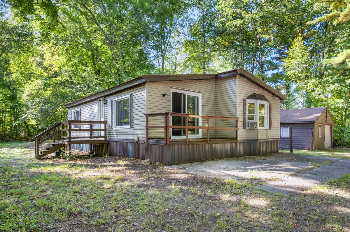 7668 Elizabeth, Newaygo, MI 49337 - Image #1