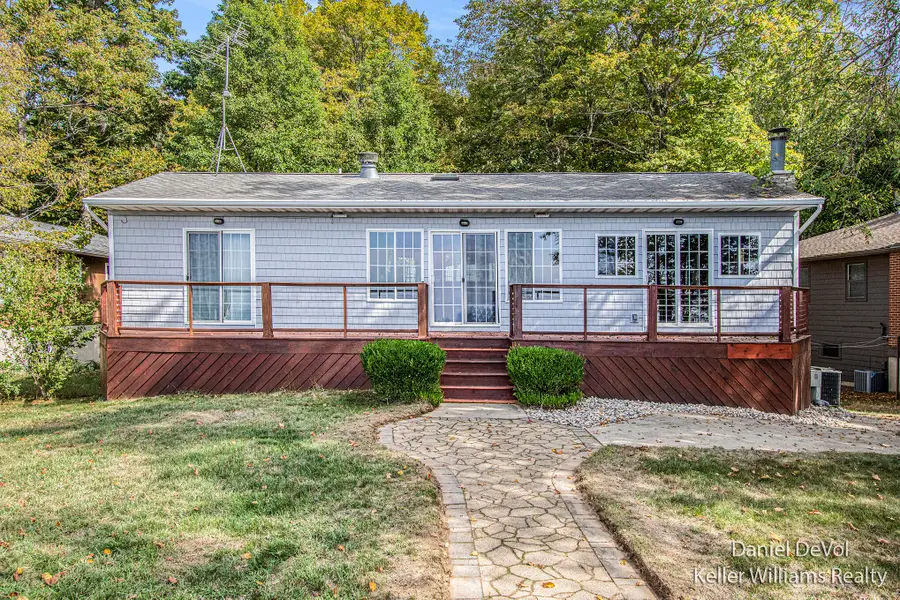 1178 Cherry Drive, South Haven, MI 49090 - Image #2