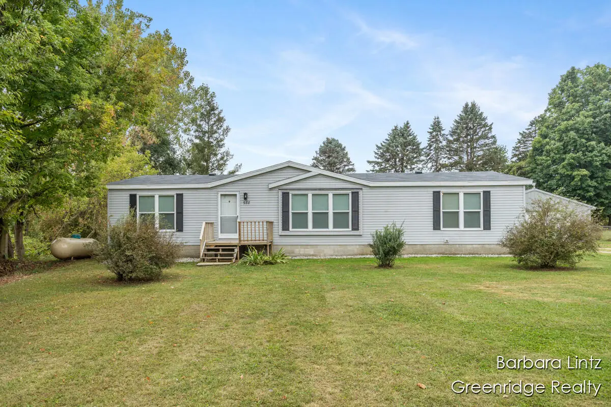 988 124th Avenue, Shelbyville, MI 49344 - Image #1