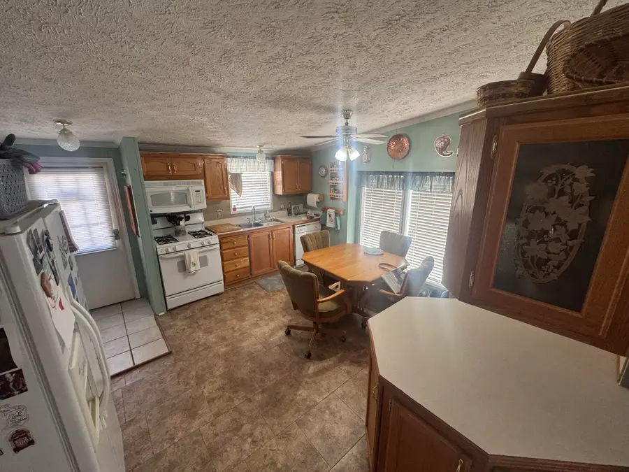 8962 Woodland Avenue #238, Kalamazoo, MI 49009 - Image #2