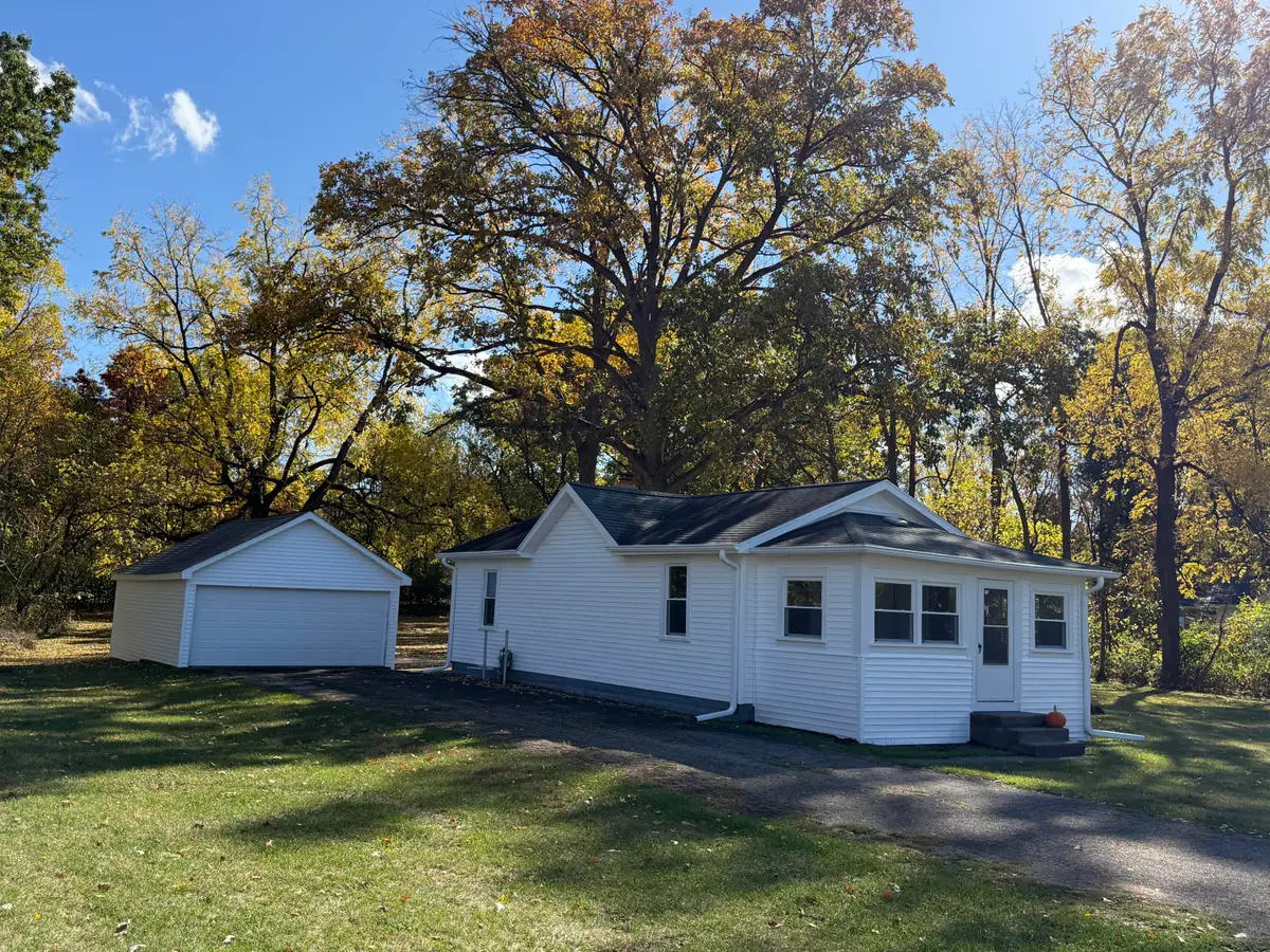 1225 Longfellow Avenue, Jackson, MI 49202 - Image #1