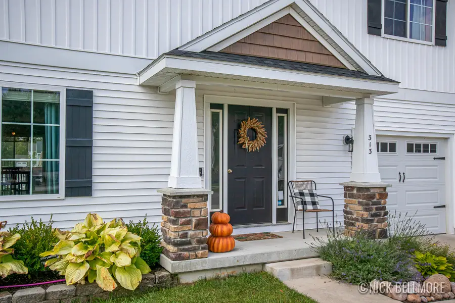 313 Hill Valley Lane, Sparta, MI 49345 - Image #2