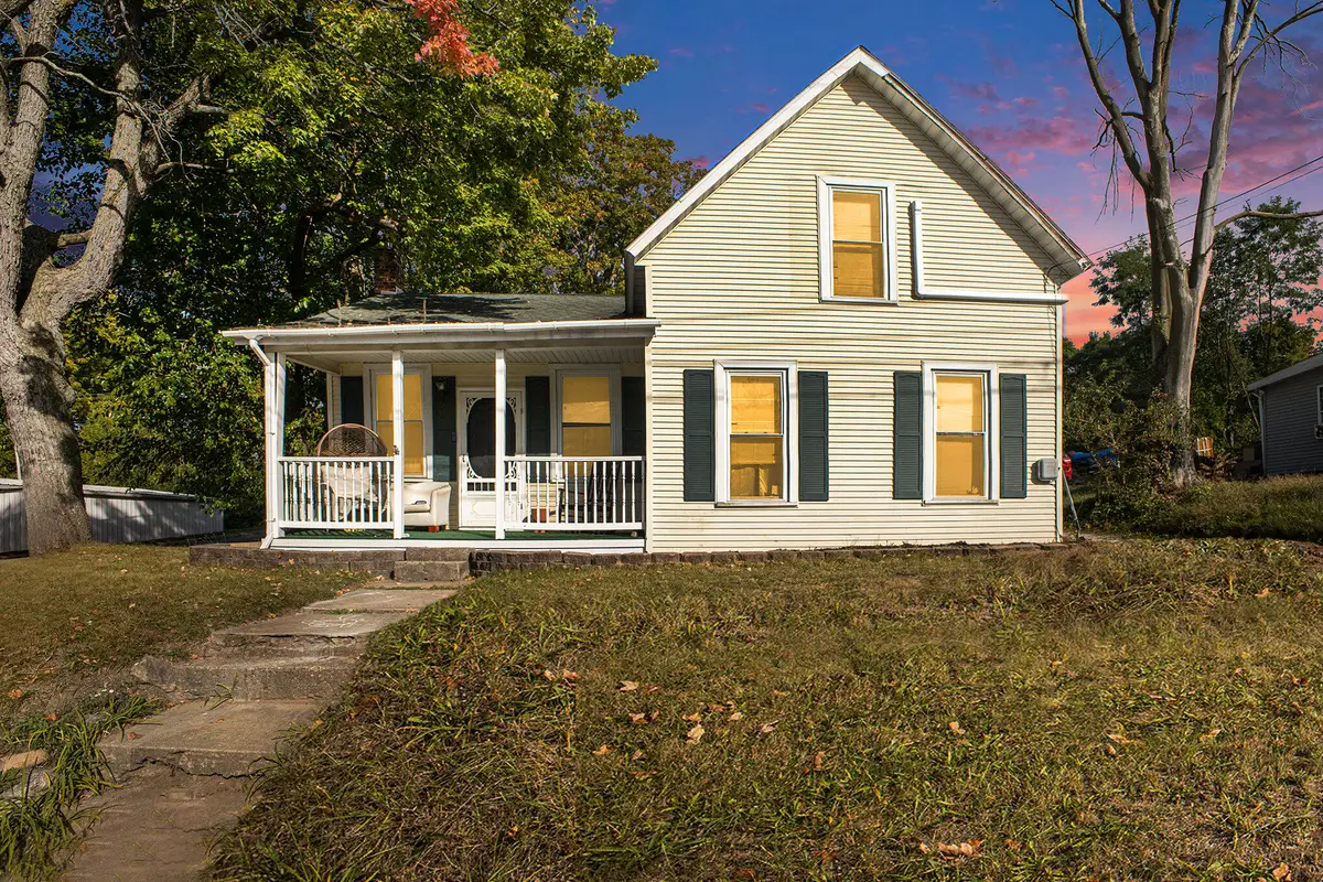 501 S Oak Street, Buchanan, MI 49107 - Image #1