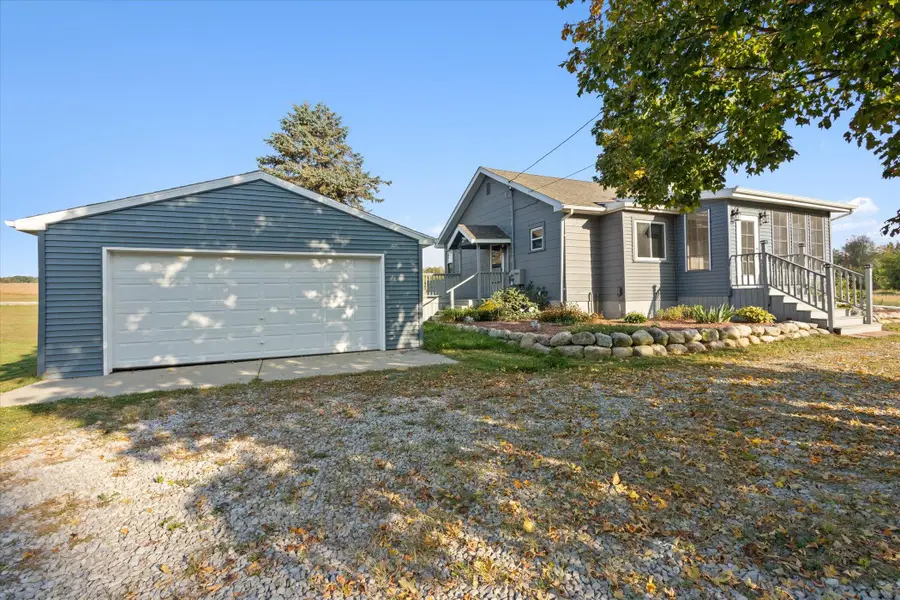 2670 S Michigan Road, Eaton Rapids, MI 48827 - Image #2