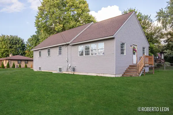 3994 Canal Avenue Sw, Grandville, MI 49418