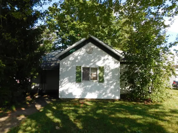 210 Grove Street, Sturgis, MI 49091