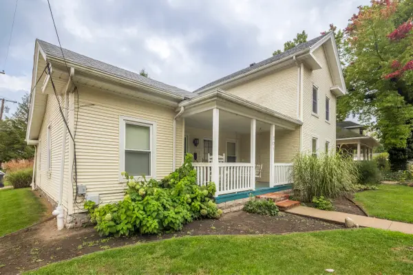 201 S Oak Street, Buchanan, MI 49107