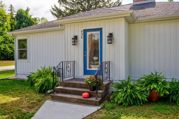 936 Superior Street, South Haven, MI 49090