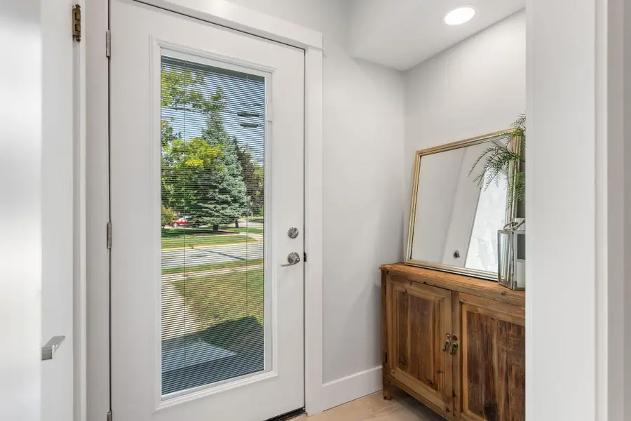 936 Superior Street, South Haven, MI 49090 - #2