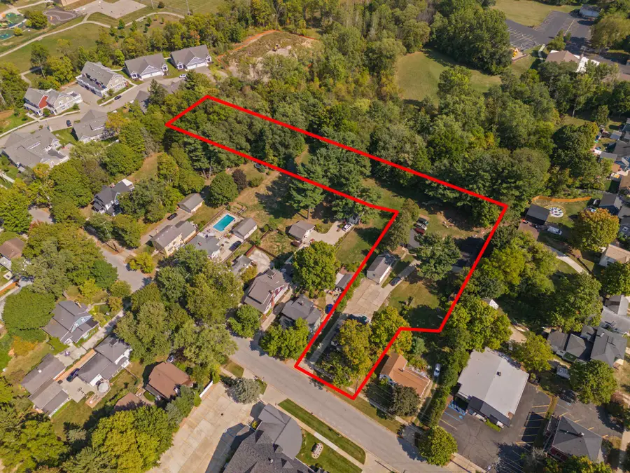 126 N Monroe Street, Rockford, MI 49341 - Image #3