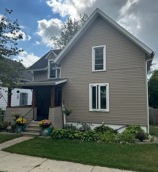 32 Garden Street, Hillsdale, MI 49242