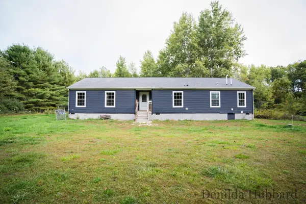 13722 Sand Hill Avenue, Cedar Springs, MI 49319