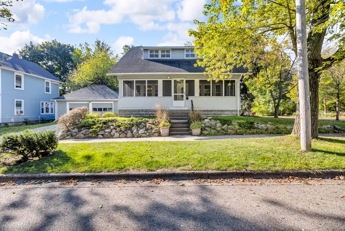 1201 4th Street, Jackson, MI 49203 - Image #1