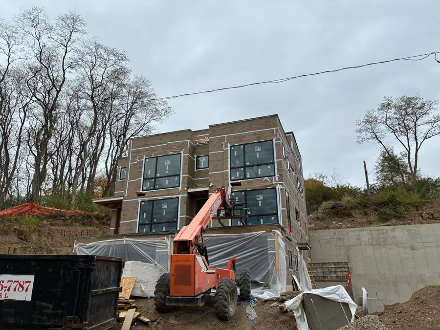 1132 Longshore Drive #Unit 2, Ann Arbor, MI 48105 - Image #2