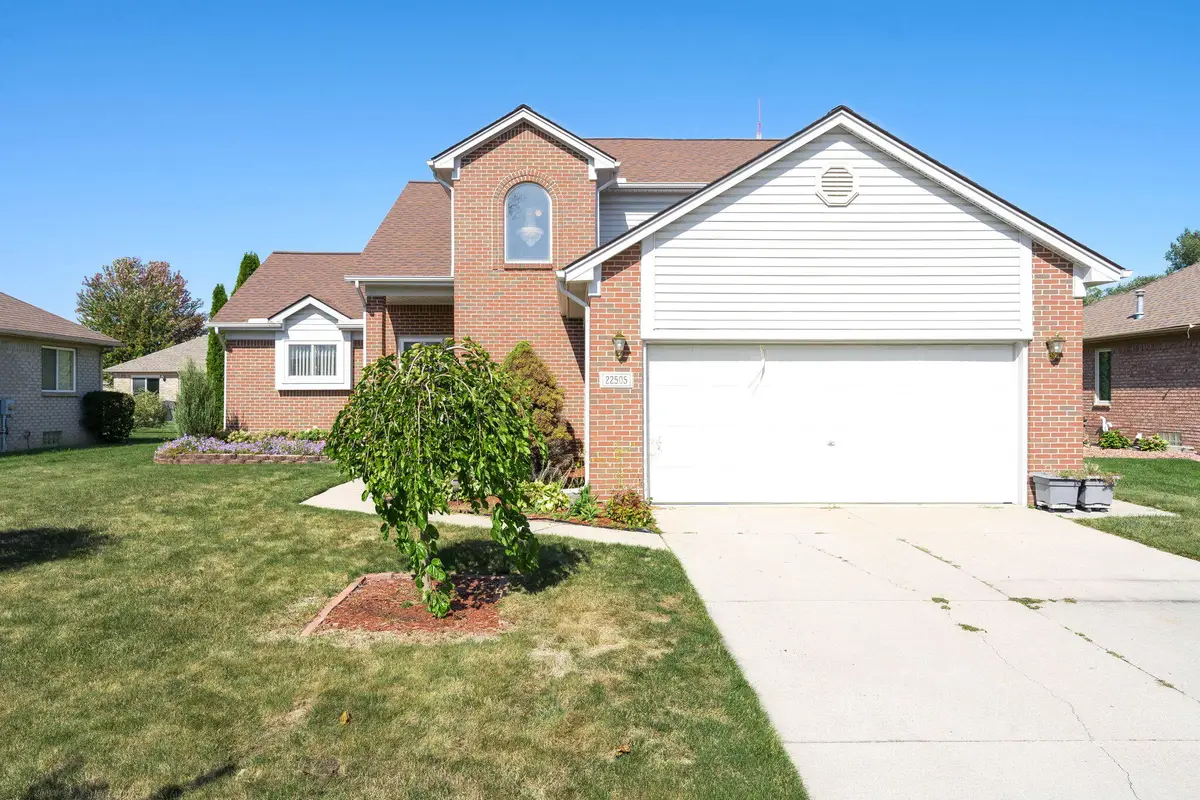 22505 Maple Lane Lane, Clinton Township, MI 48035 - Image #1