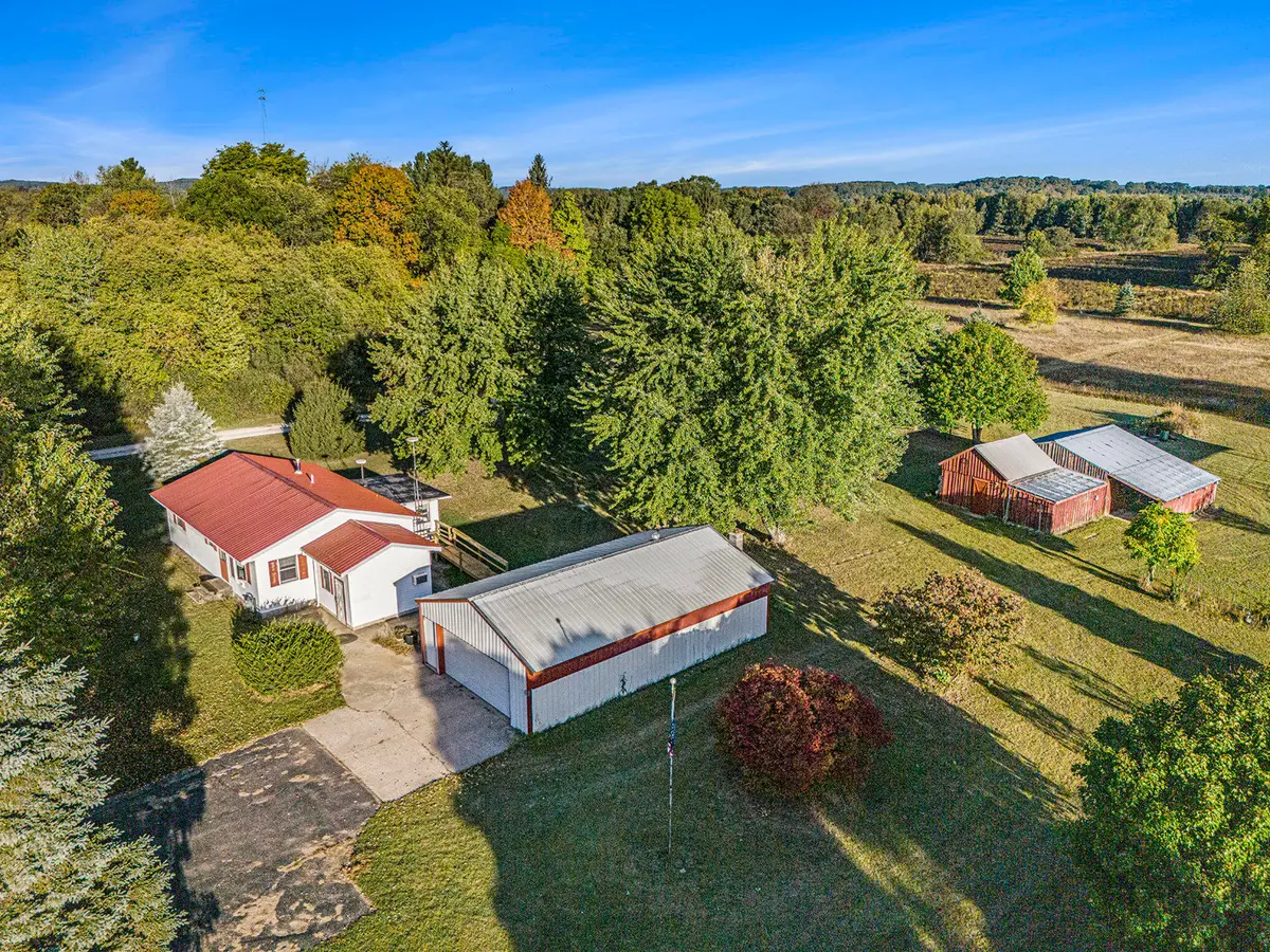 8615 W 1 Mile Road, Hesperia, MI 49421 - Image #1