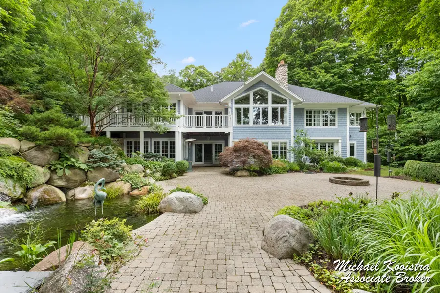 6862 Maplecrest Drive Se, Grand Rapids, MI 49546 - Image #2