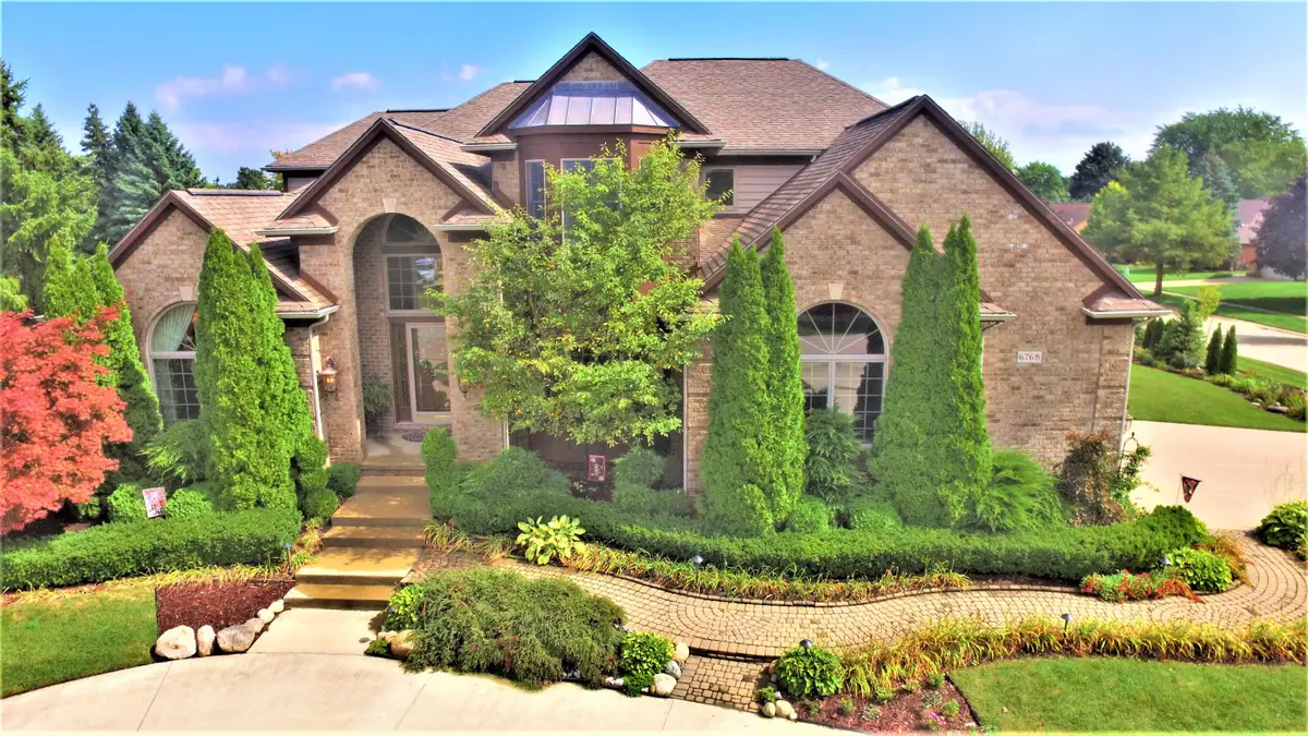 6768 Merrick Drive, Troy, MI 48098 - #1