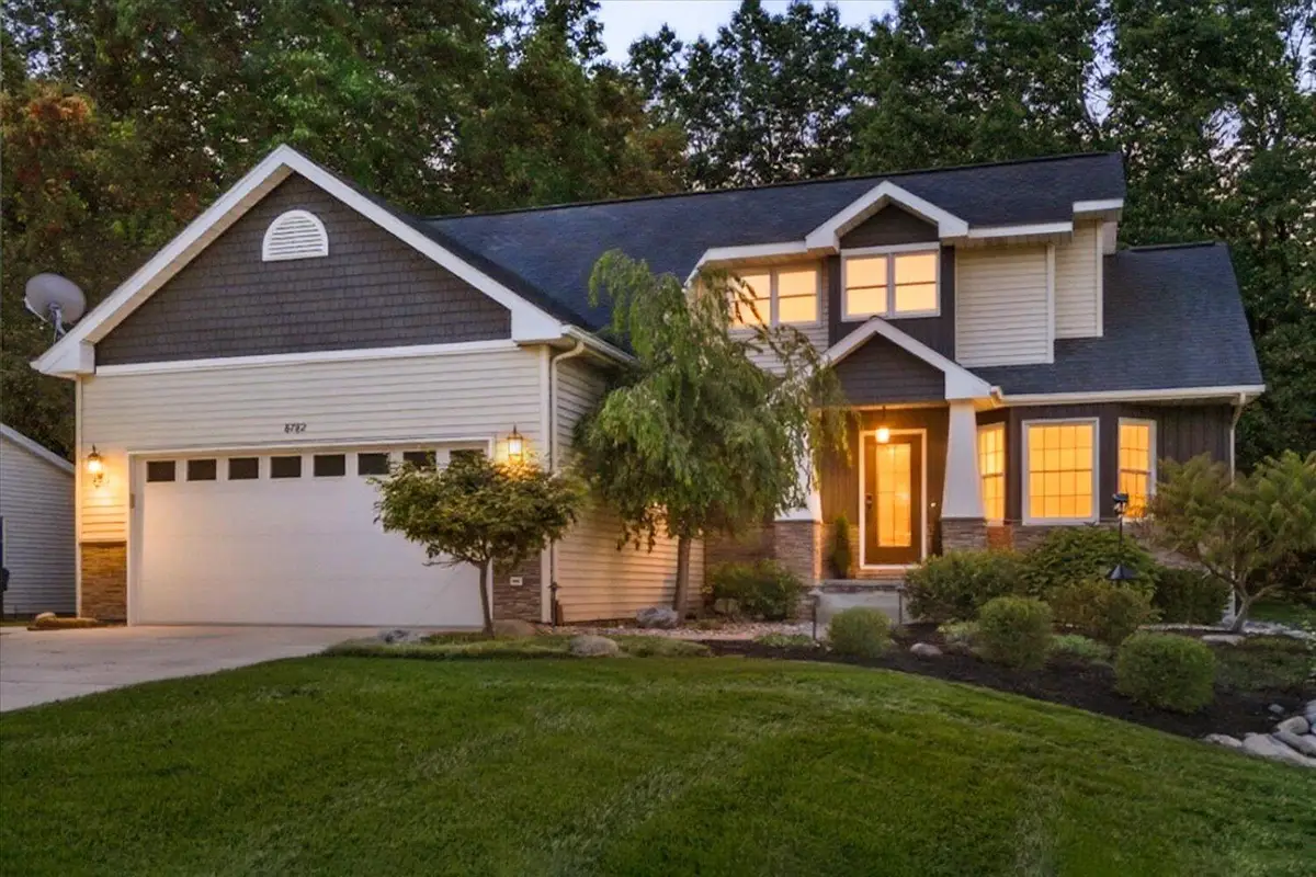 8782 Hathaway Road, Kalamazoo, MI 49009 - Image #1