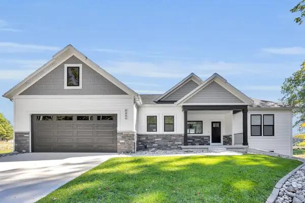 9444 Stonebridge Drive #12, Canadian Lakes, MI 49346