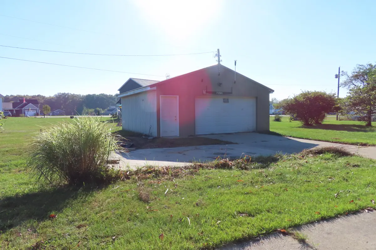 71285 Five Points Road, Edwardsburg, MI 49112 - Image #1