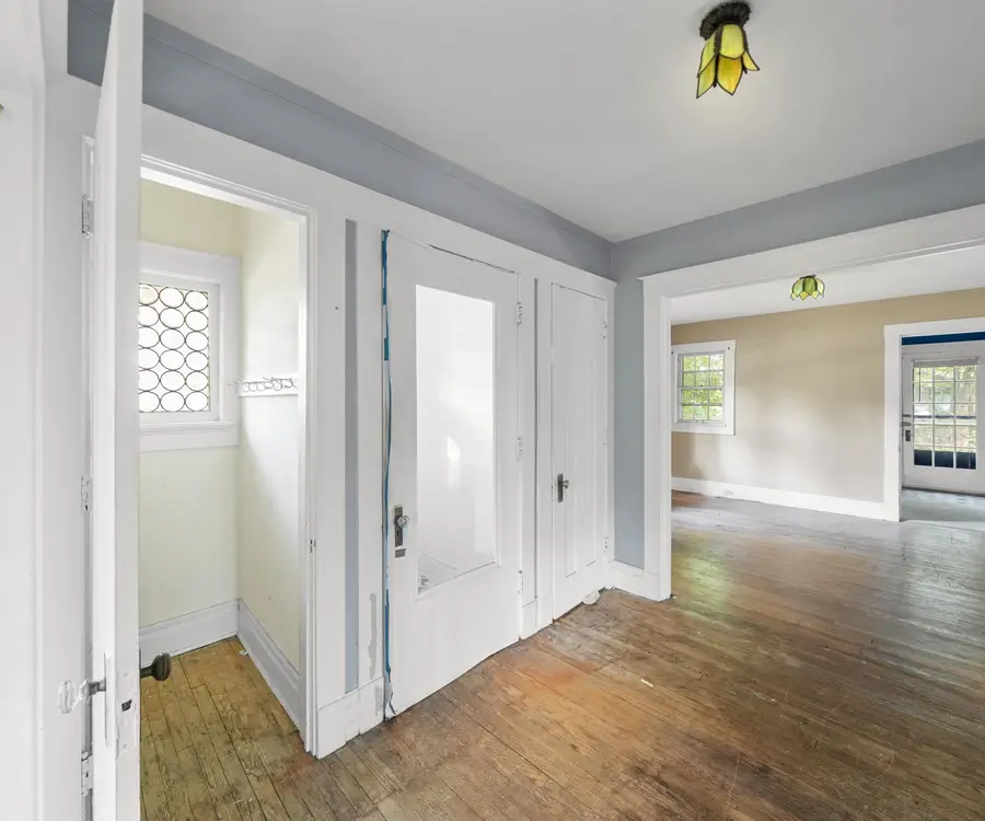 1412 Cambridge Road, Ann Arbor, MI 48104 - Image #3