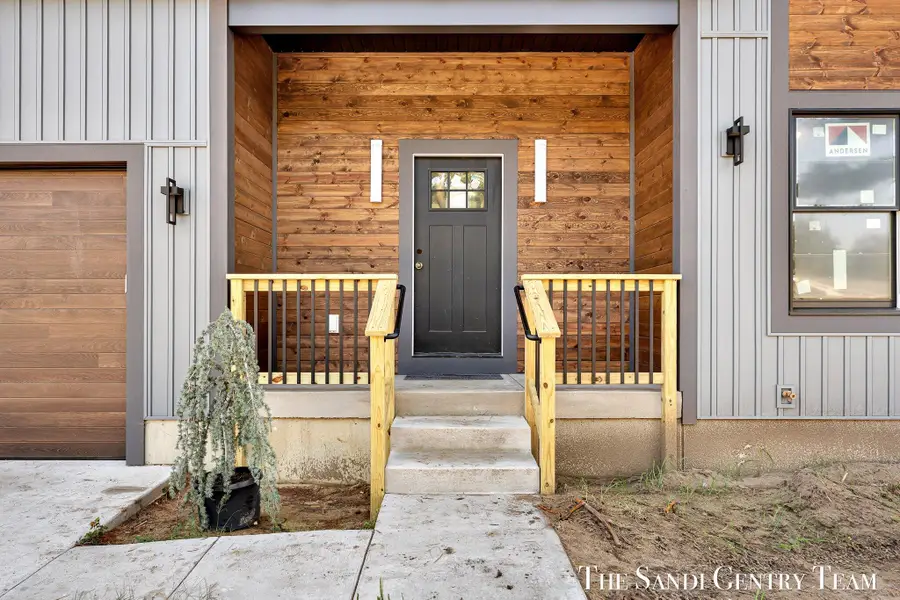 1034 Arlington Avenue, Grand Haven, MI 49417 - Image #3