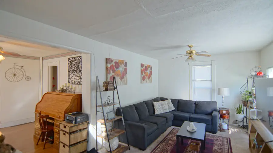 126 S East Street, Cassopolis, MI 49031 - Image #3