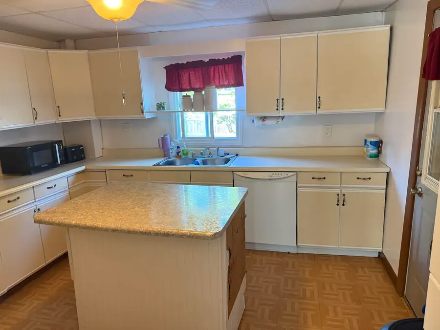 1636 Franklin Street, Muskegon, MI 49441 - Image #2