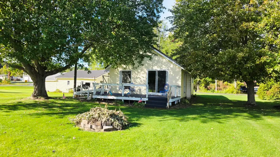 10966 Lake Road, Lakeview, MI 48850 - Image #2