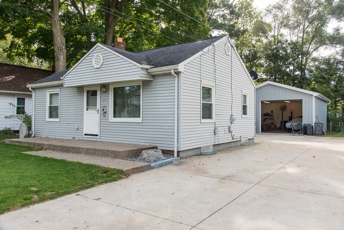 33 Shellenberger Avenue, Battle Creek, MI 49037 - Image #1