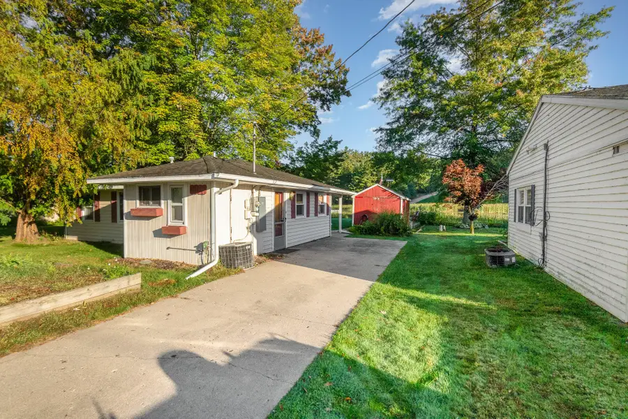 6215 Lake Street, Croton, MI 49337 - Image #2