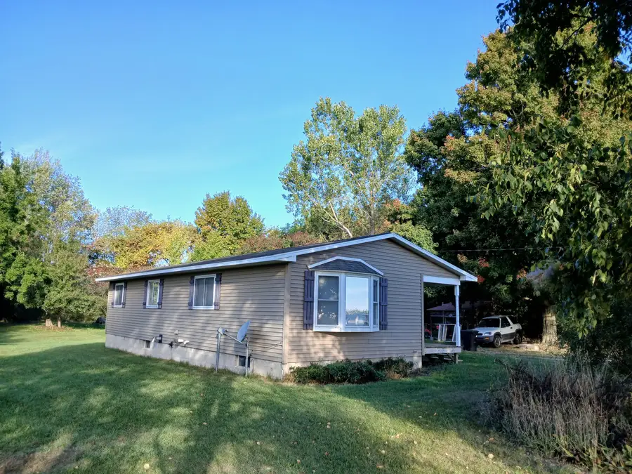 5289 S Schwass Road, Scottville, MI 49454 - Image #2