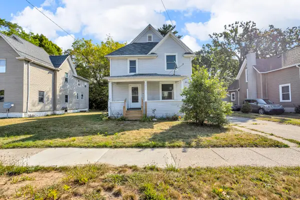 1511 S Martin Luther King Jr Drive, Jackson, MI 49203