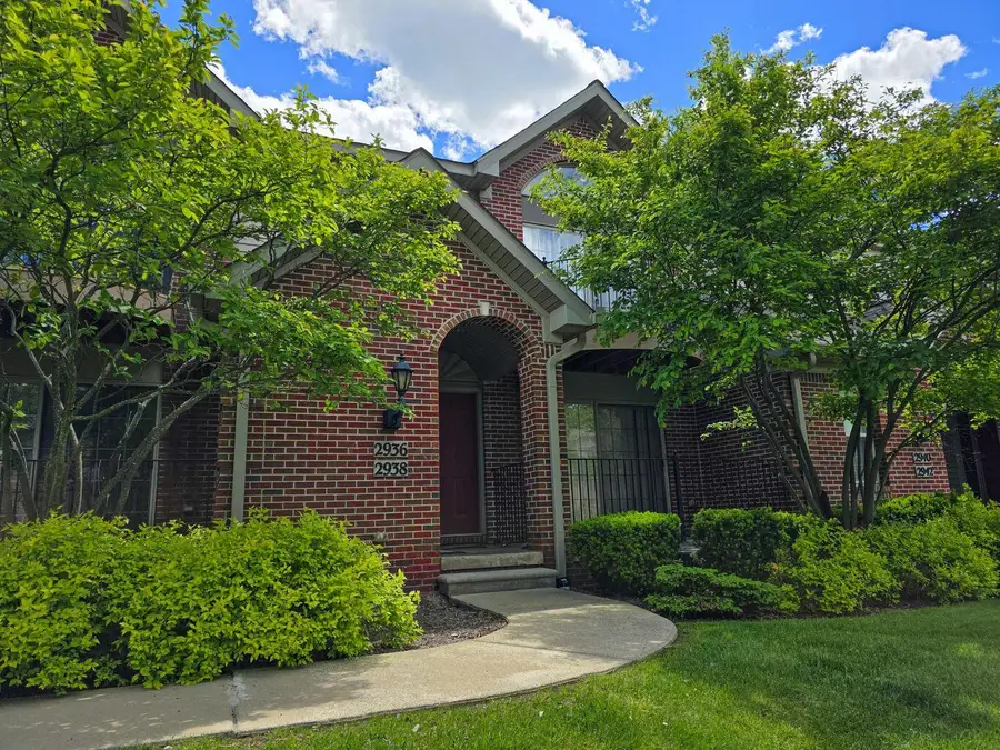 2936 Signature Boulevard, Ann Arbor, MI 48103 - Image #3