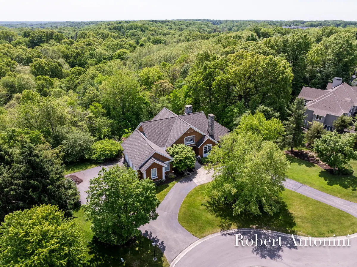 1740 Flowers Mill Court Ne, Grand Rapids, MI 49525 - Image #1