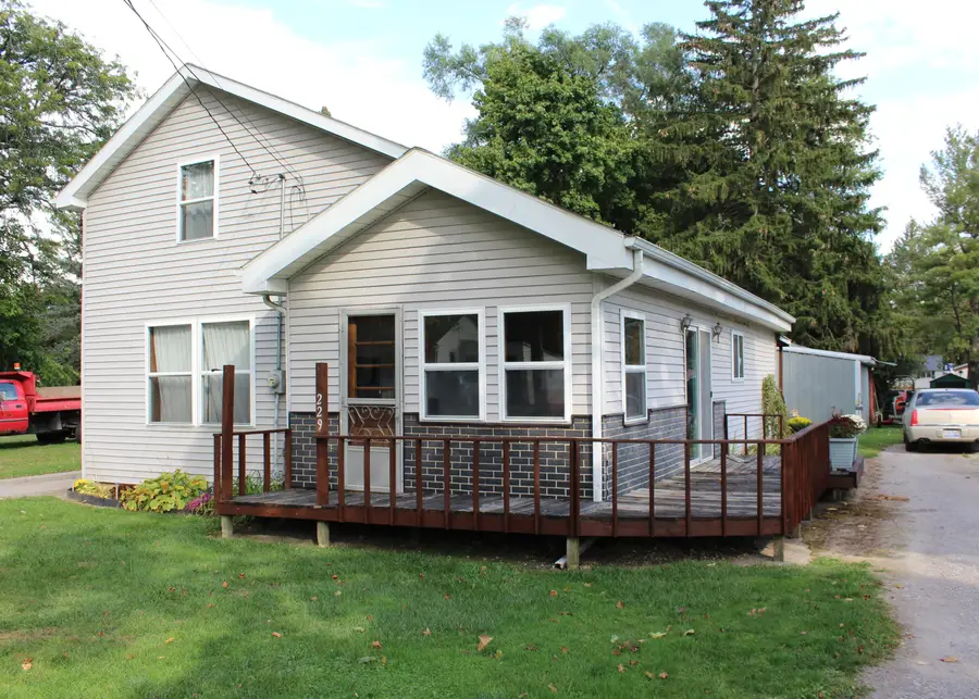 229 S Sherman Street, Sheridan, MI 48884 - Image #2