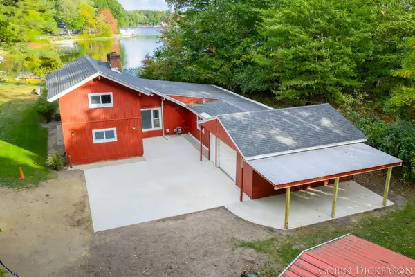 18565 32nd Street, Gobles, MI 49055