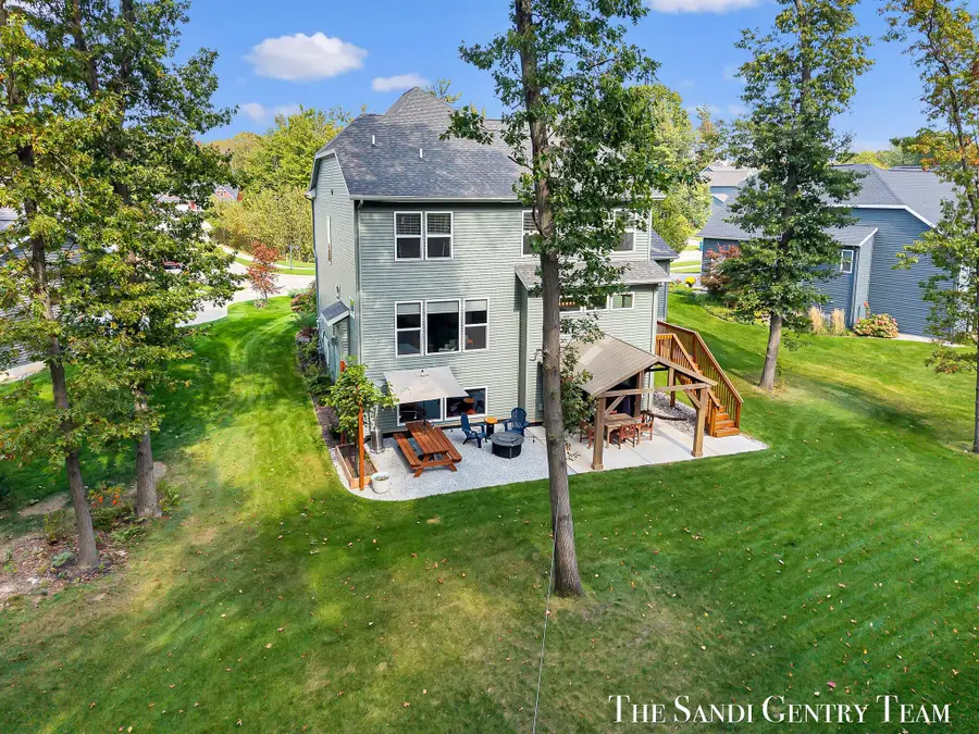 16682 Spring Tree Drive, Spring Lake, MI 49456 - Image #3