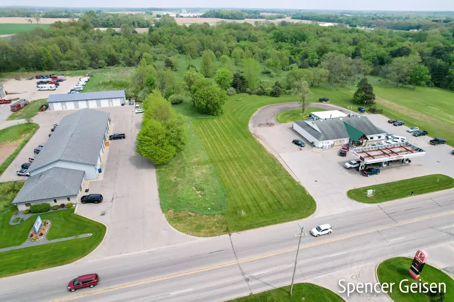 6325 S Greenville Road, Greenville, MI 48838 - Image #2