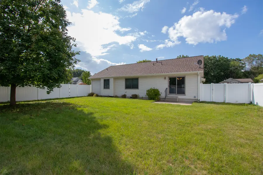 326 Goldenview Drive, Battle Creek, MI 49014 - Image #3