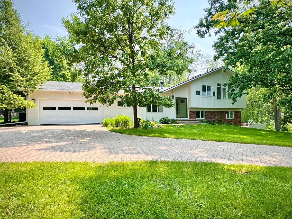 2277 W Huron River Drive, Ann Arbor, MI 48103 - Image #1