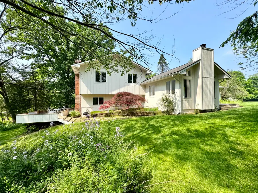 2277 W Huron River Drive, Ann Arbor, MI 48103 - Image #3