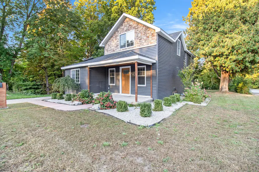 603 S Courtland Street, Hart, MI 49420 - Image #2