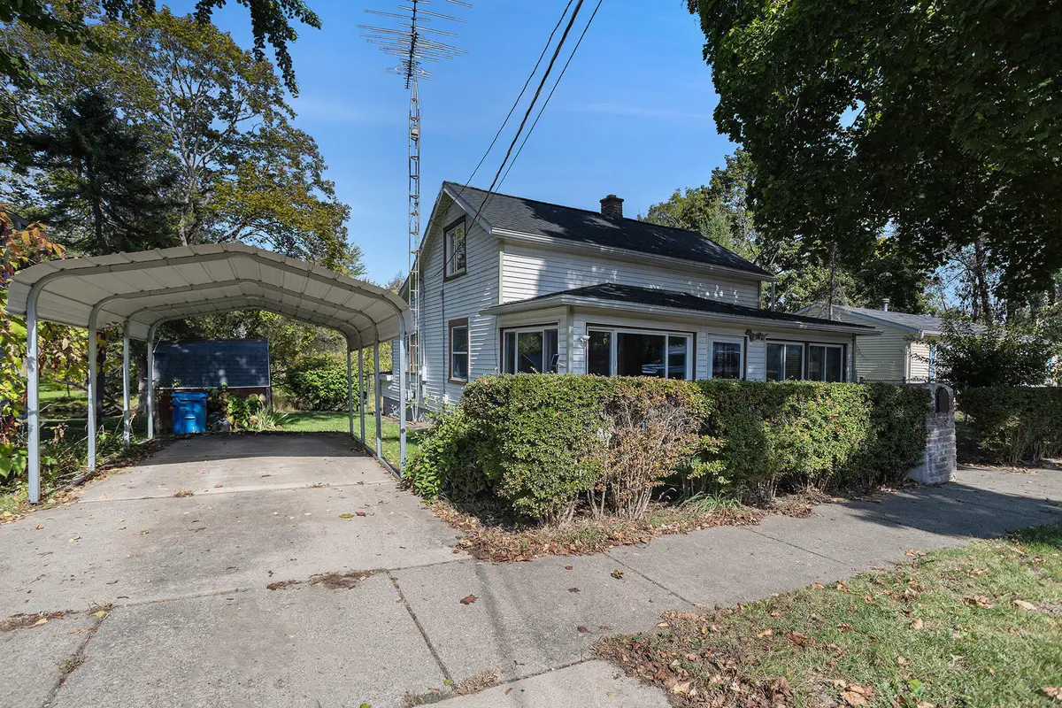 307 Locust Street, Marshall, MI 49068 - Image #1